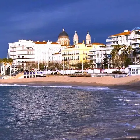 Paradis Bleu Et Ile D'or Campeggio Saint-Raphaël