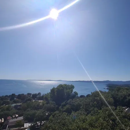 Paradis Bleu Et Ile D'or Camping
