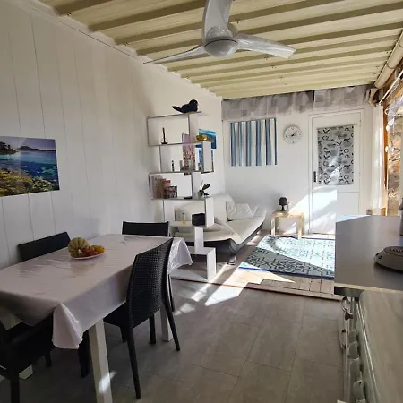 Kemping Paradis Bleu Et Ile D'or Saint-Raphaël