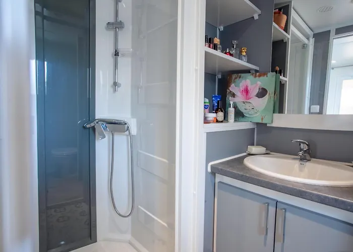 Paradis Bleu Et Ile D'or *