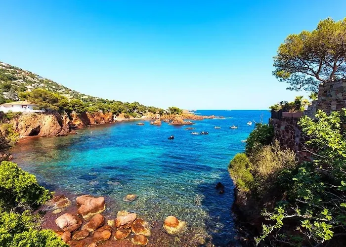 Paradis Bleu Et Ile D'or Saint-Raphaël