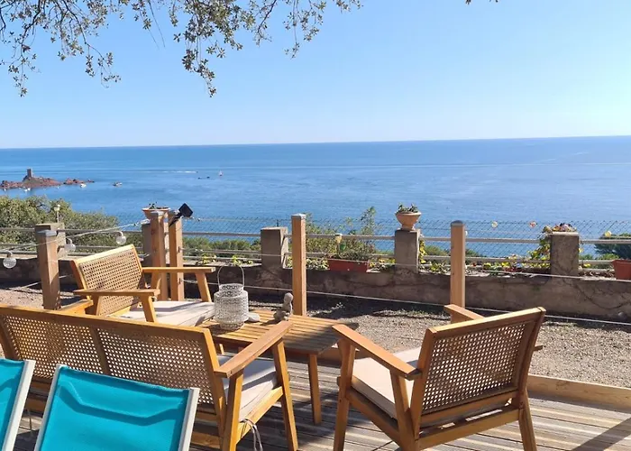 Camping Paradis Bleu Et Ile D'or *