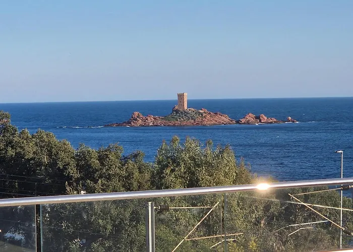 Paradis Bleu Et Ile D'or Kemping